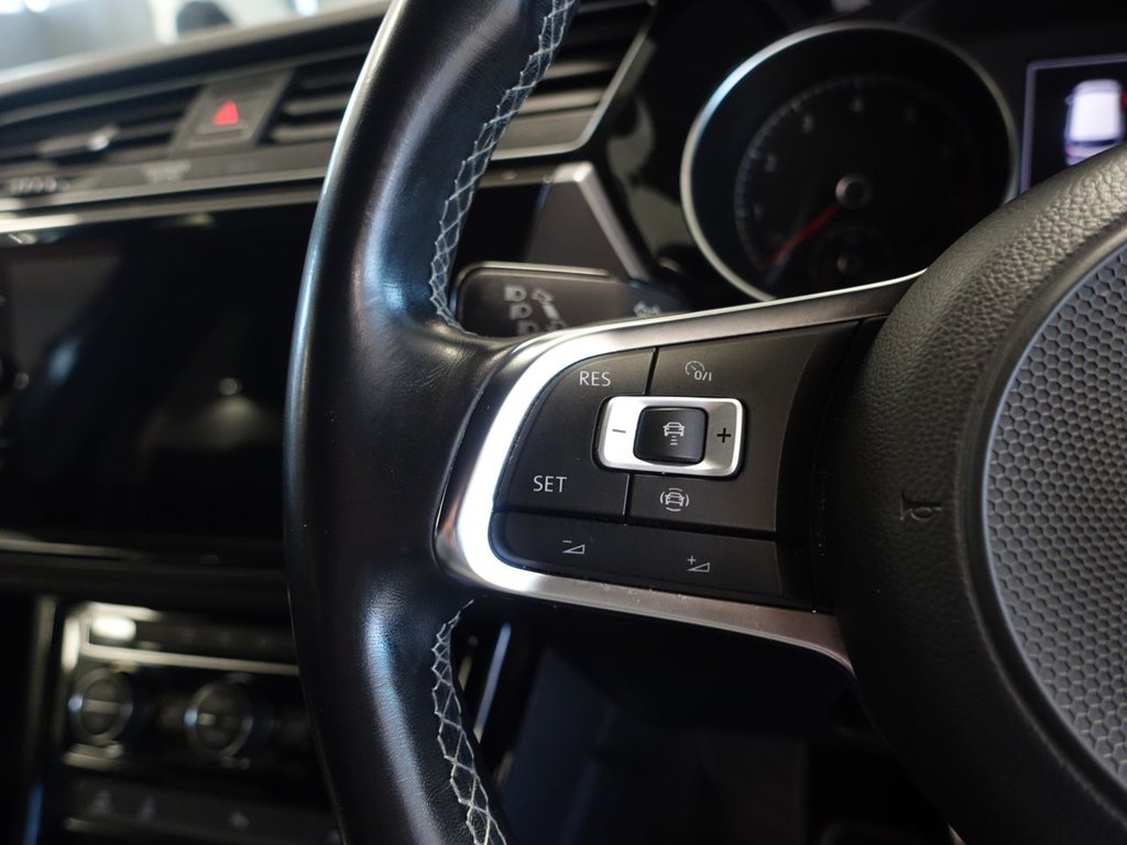 Used Volkswagen Touran 2019 for sale - 77026875: Photo 22