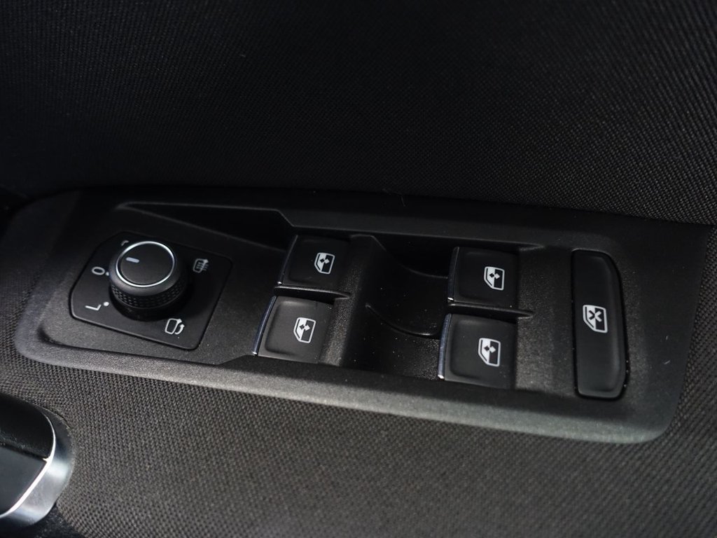 Used Volkswagen Touran 2019 for sale - 77026875: Photo 29