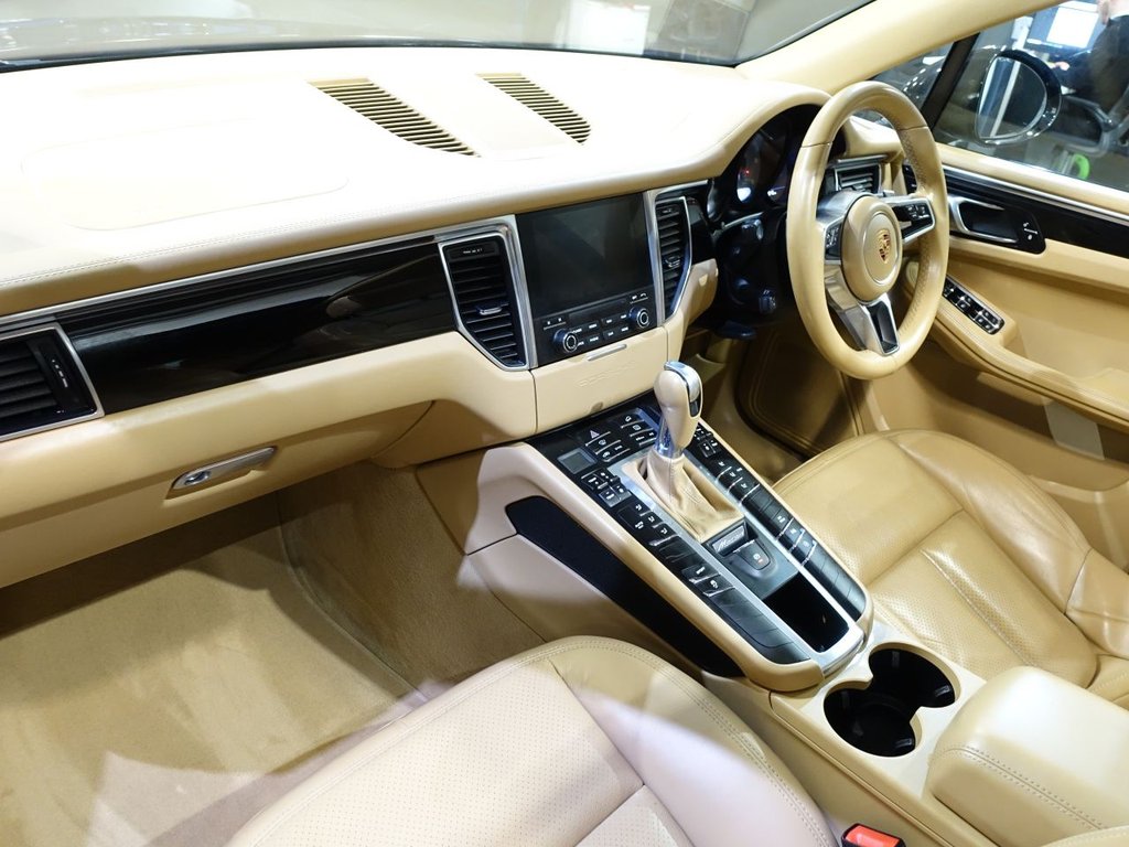 Used Porsche Macan 2016 for sale - 77341484: Photo 13