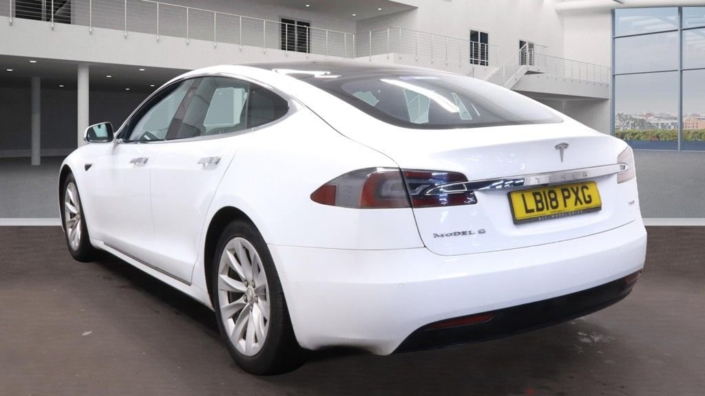 Used Tesla Model S 2018 for sale - 76368223: Photo 4