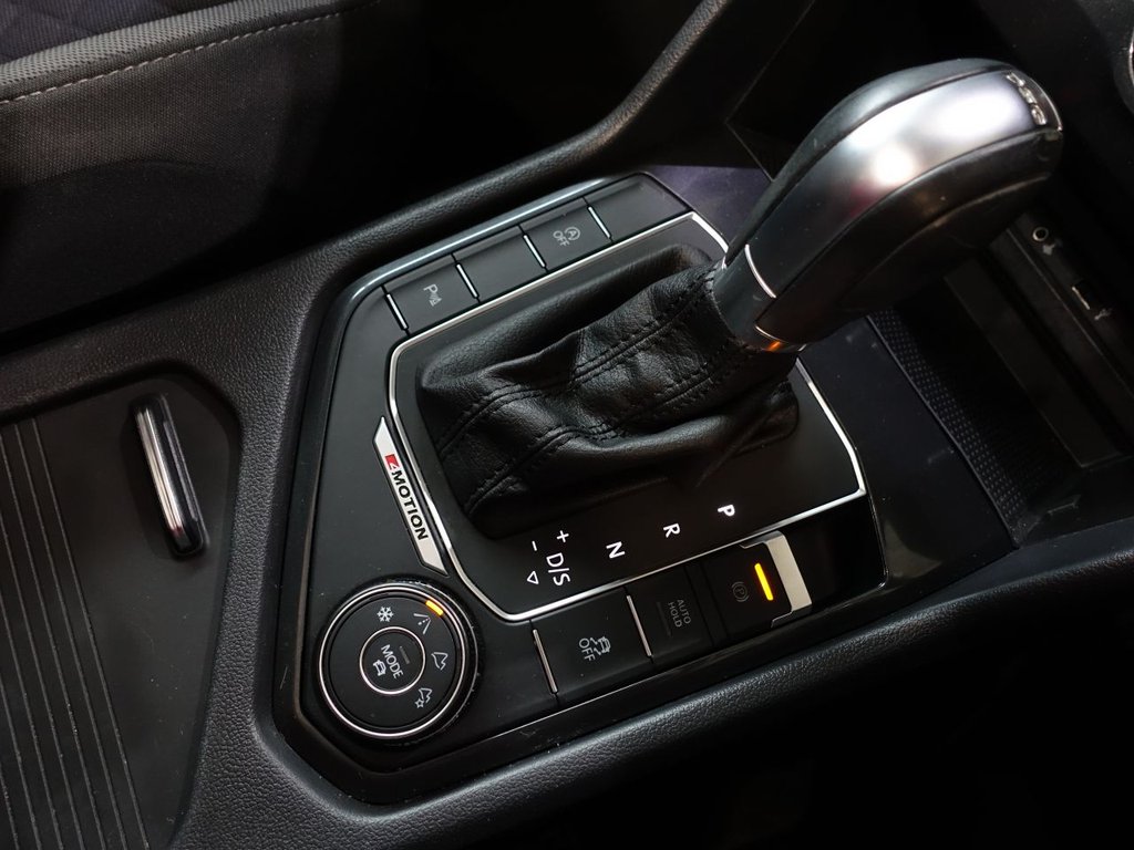 Used Volkswagen Tiguan 2017 for sale - 77534937: Photo 26