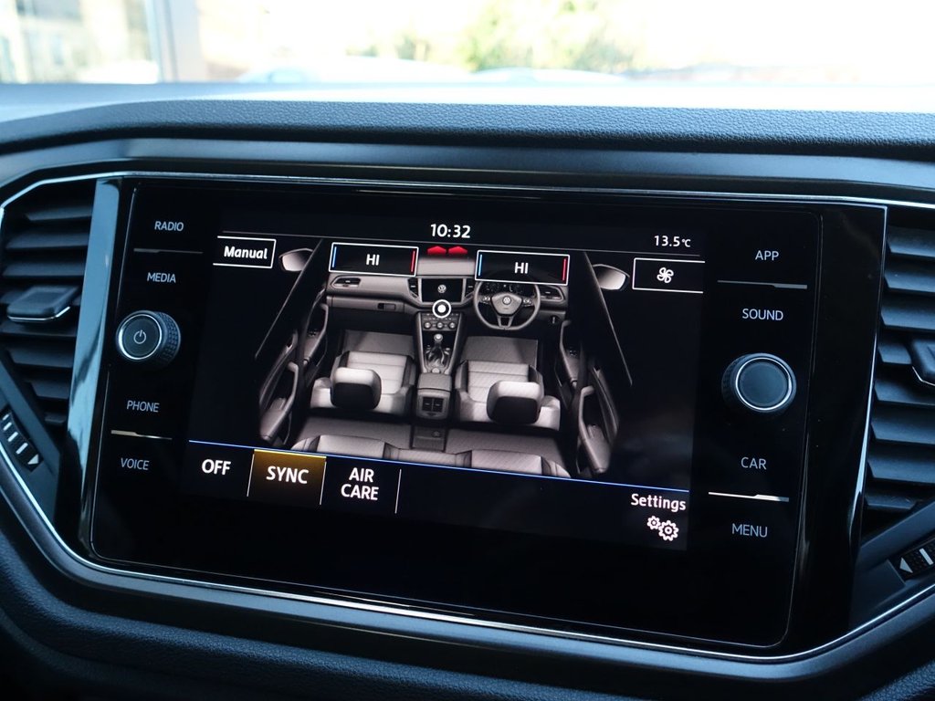 Used Volkswagen T-Roc 2019 for sale - 76591071: Photo 31