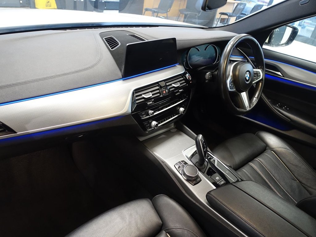 Used BMW 5 Series 2017 for sale - 77027106: Photo 12