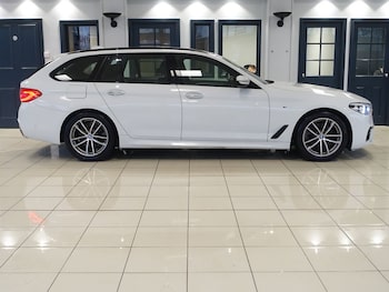 Used BMW 5 Series 2017 for sale - 77027106: Photo