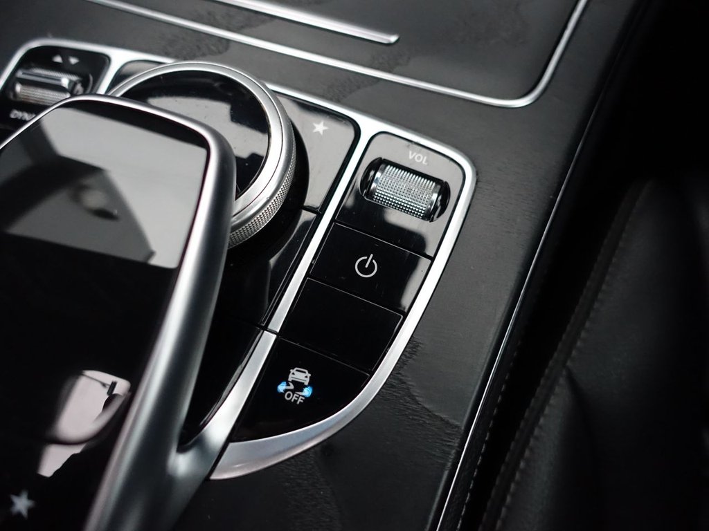 Used Mercedes-Benz GLC 2018 for sale - 76315759: Photo 48