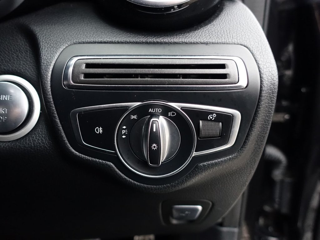 Used Mercedes-Benz GLC 2018 for sale - 76315759: Photo 49