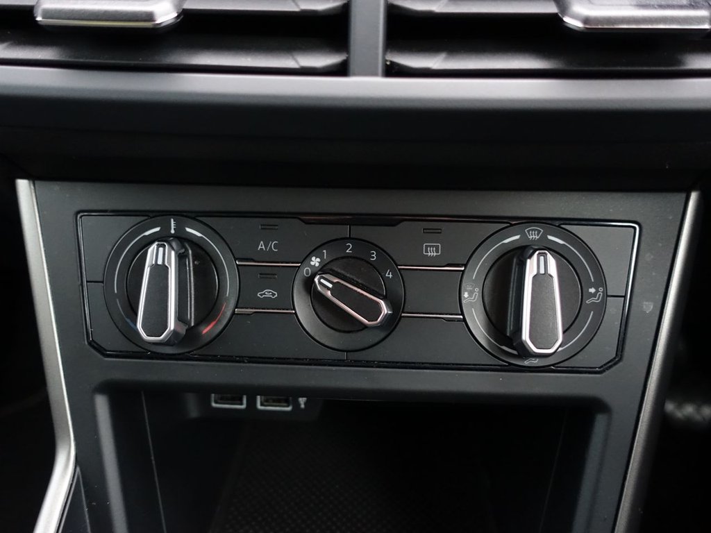 Used Volkswagen Polo 2020 for sale - 76304072: Photo 33