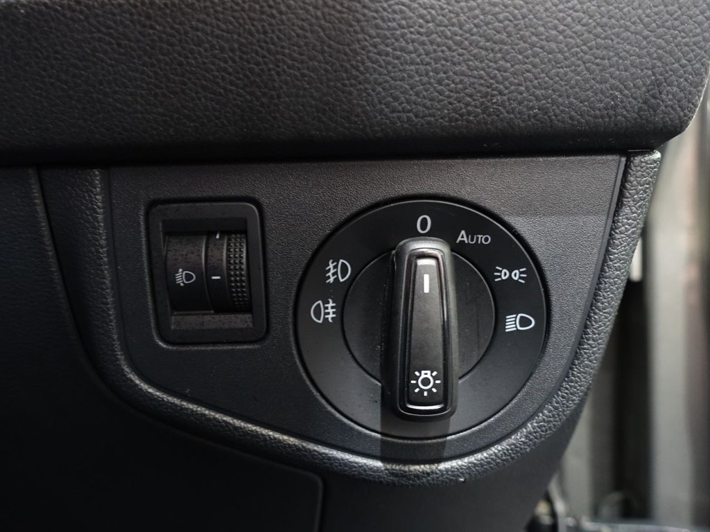 Used Volkswagen Polo 2018 for sale - 77346685: Photo 25