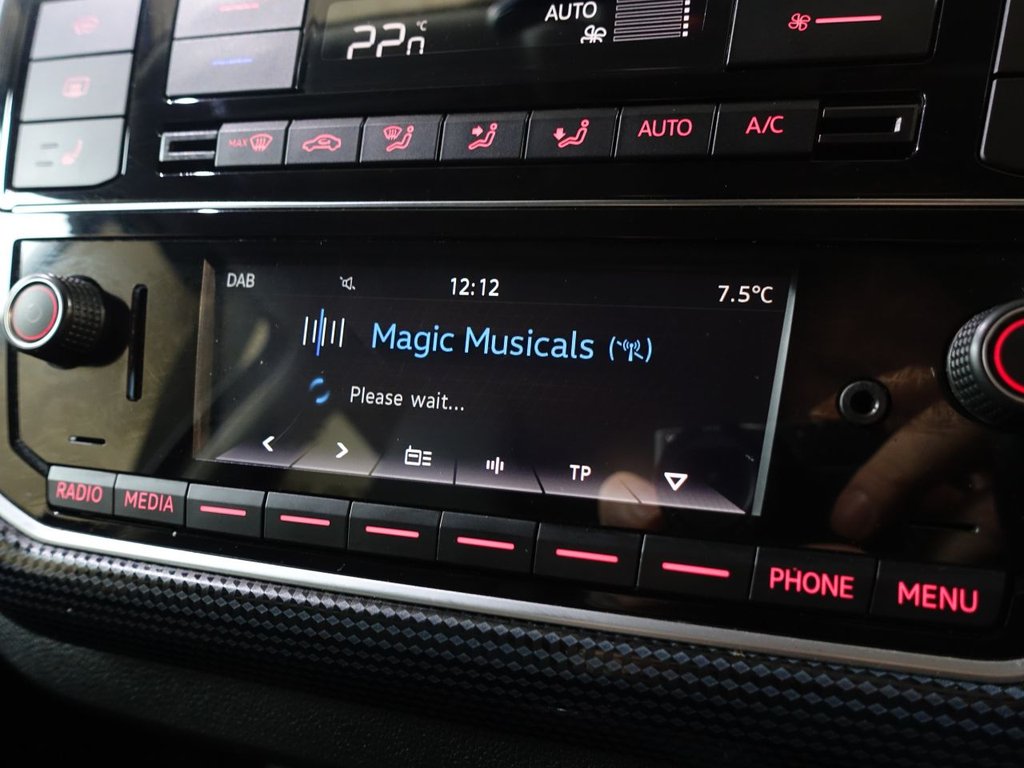 Used Volkswagen up! 2022 for sale - 77346699: Photo 24