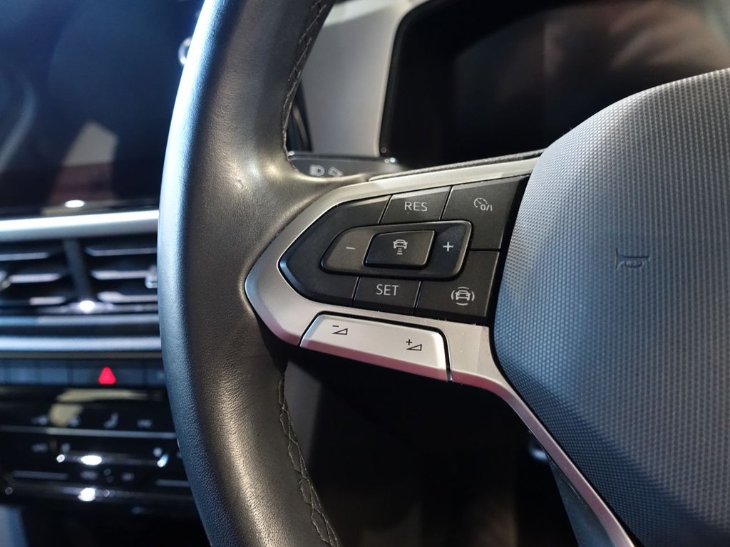 Used Volkswagen T-Roc 2023 for sale - 77100998: Photo 19