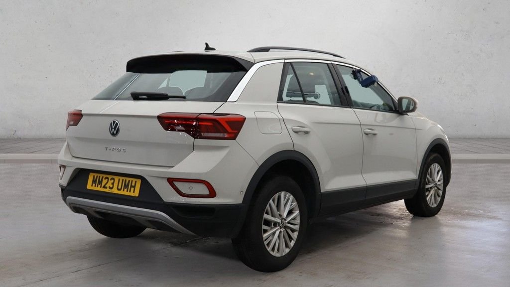Used Volkswagen T-Roc 2023 for sale - 77100998: Photo 4