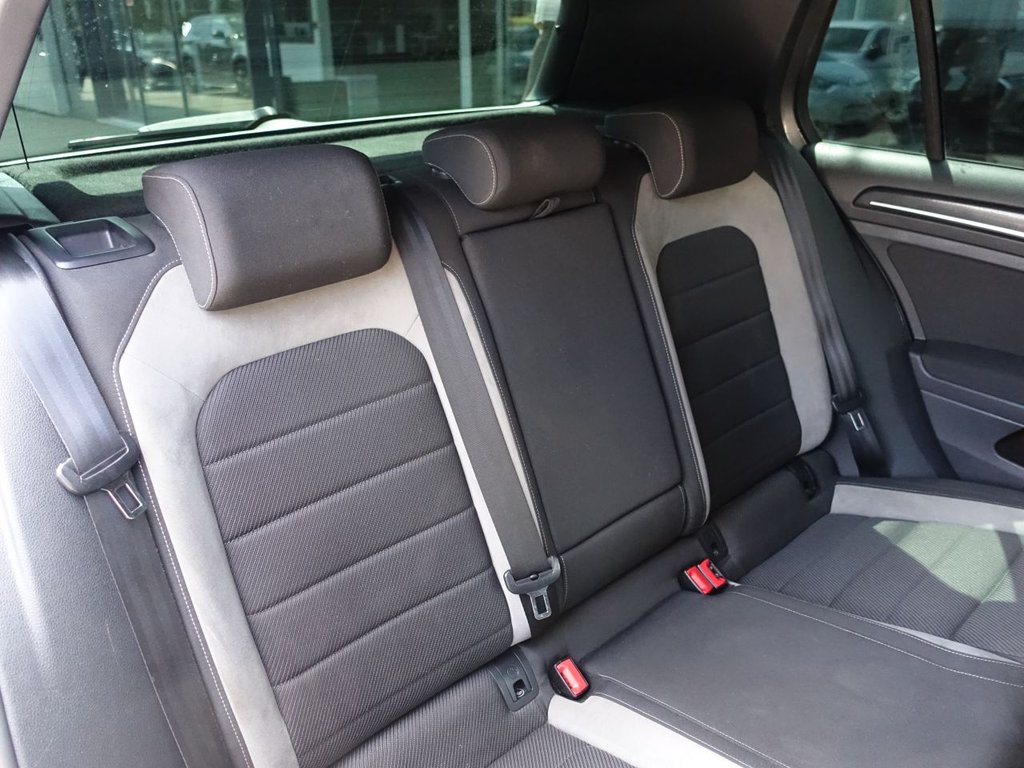 Used Volkswagen Golf 2014 for sale - 76098126: Photo 13