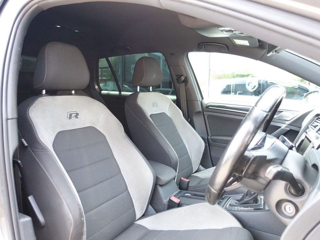Used Volkswagen Golf 2014 for sale - 76098126: Photo 2
