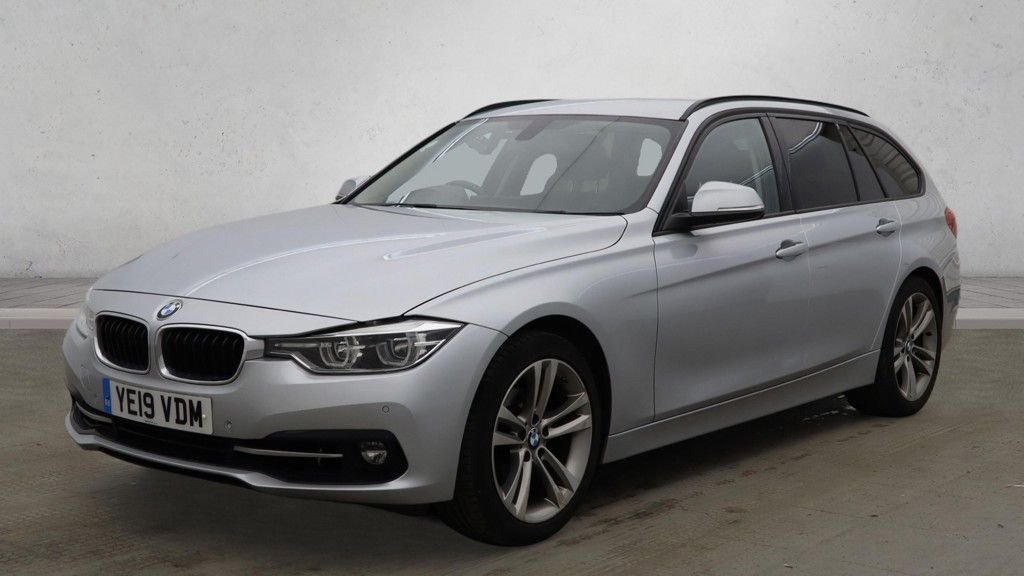 Used BMW 3 Series 2019 for sale - 77437124: Photo 2