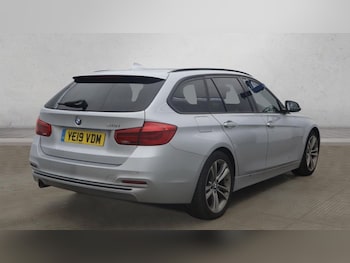Used BMW 3 Series 2019 for sale - 77437124: Photo