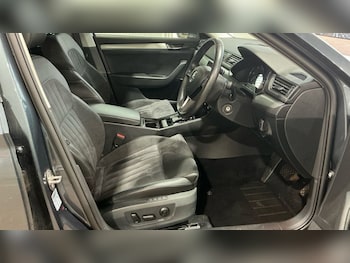 Used Skoda Superb 2017 for sale - 76368221: Photo