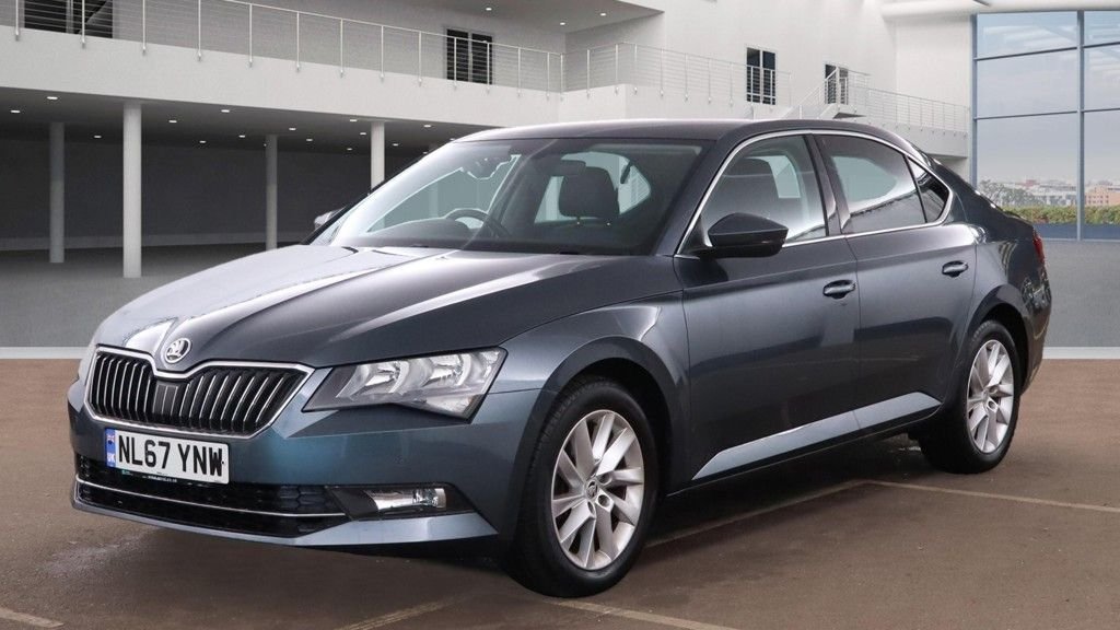 Used Skoda Superb 2017 for sale - 76368221: Photo 4