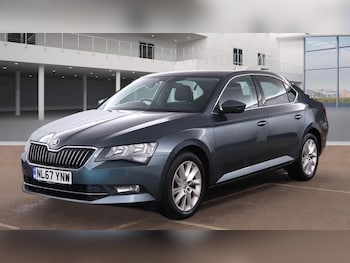 Used Skoda Superb 2017 for sale - 76368221: Photo