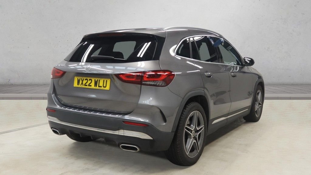 Used Mercedes-Benz GLA 2022 for sale - 77920120: Photo 4