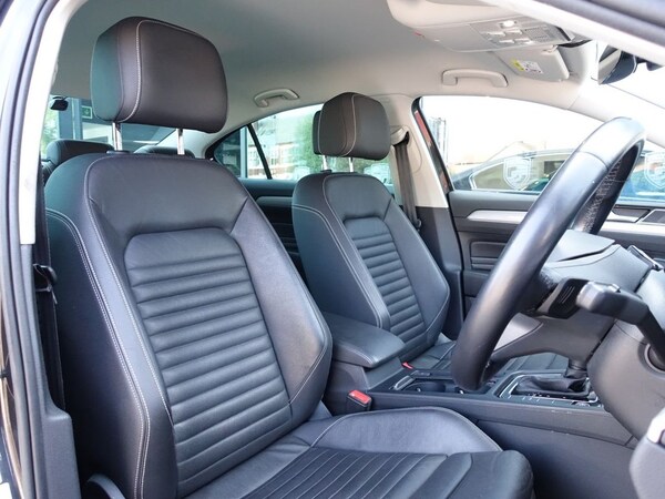 Used Volkswagen Passat 2021 for sale - 75495258: Photo 3
