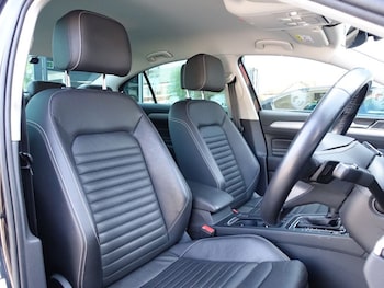 Used Volkswagen Passat 2021 for sale - 75495258: Photo