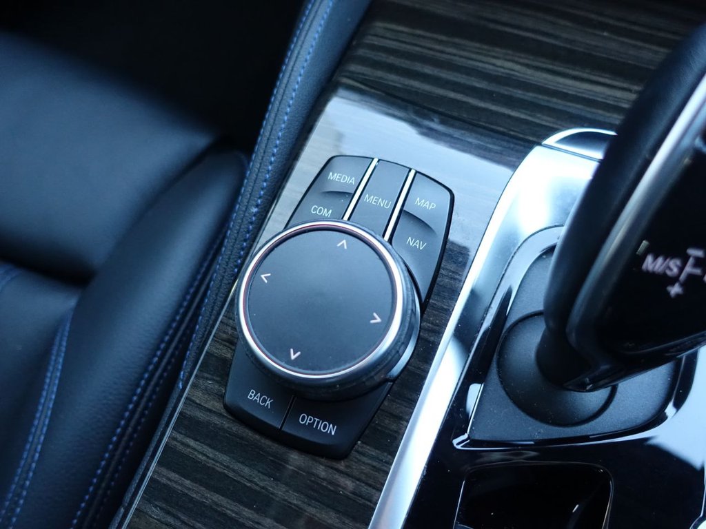 Used BMW 5 Series 2018 for sale - 76604544: Photo 42