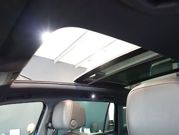 Used Volkswagen Tiguan 2019 for sale - 79584400: Photo