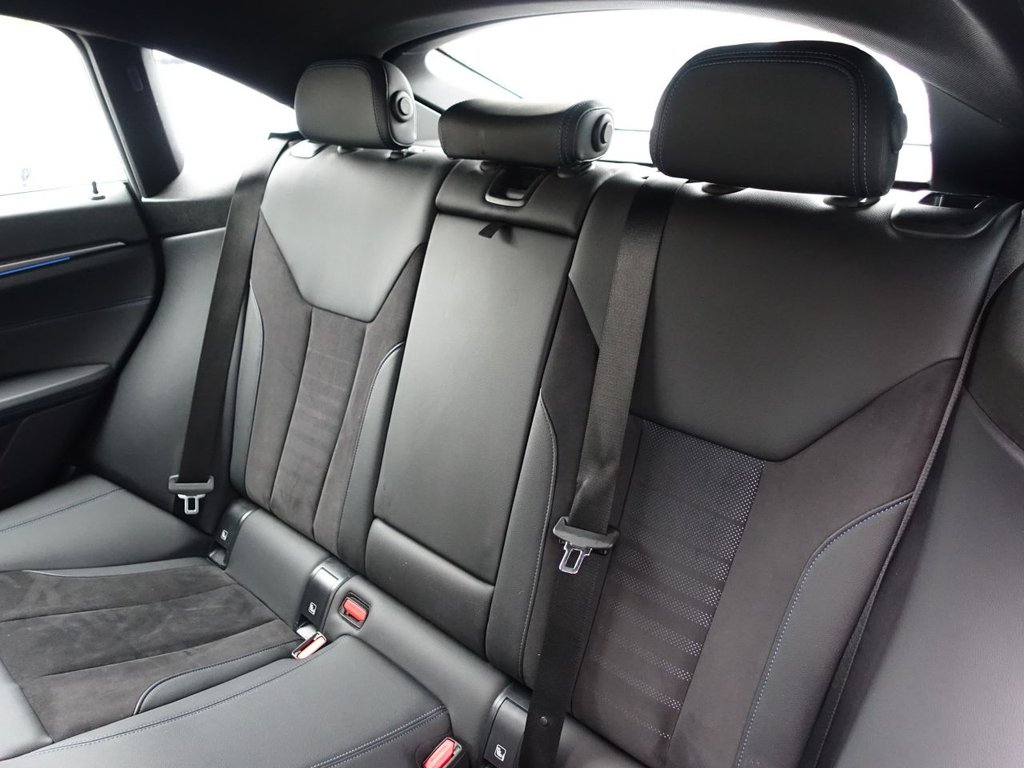 Used BMW i4 2022 for sale - 76061907: Photo 18