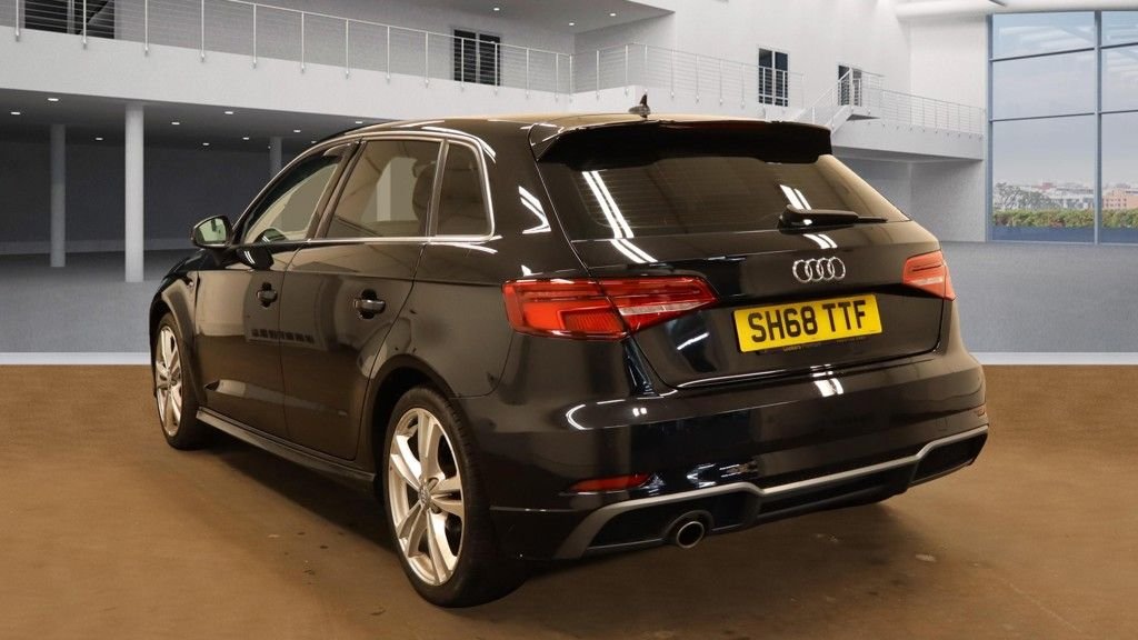 Used Audi A3 2018 for sale - 76406567: Photo 3