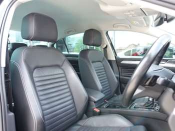 Used Volkswagen Passat 2020 for sale - 74379050: Photo