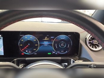 Used Mercedes-Benz EQA 2022 for sale - 75636469: Photo
