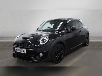 Used MINI Hatch 2018 for sale - 78257002: Photo