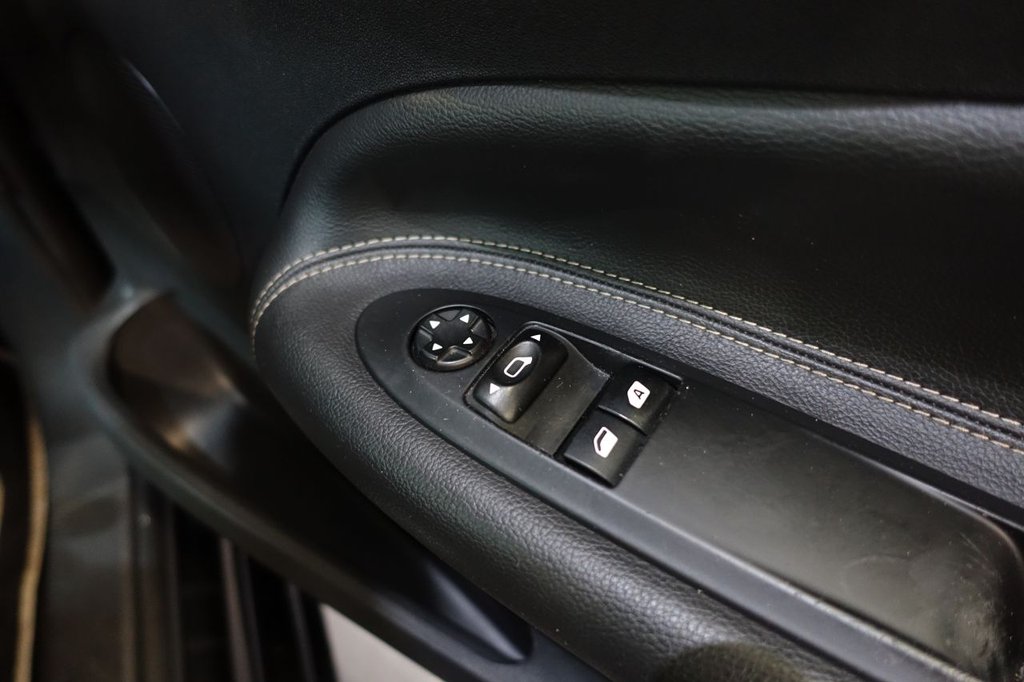 Used DS Automobiles DS 3 2016 for sale - 76986319: Photo 38