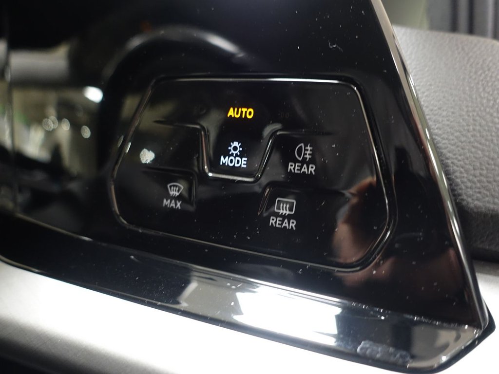 Used Volkswagen Golf 2021 for sale - 77027076: Photo 25