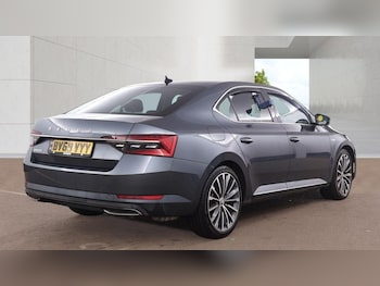 Used Skoda Superb 2019 for sale - 78111127: Photo