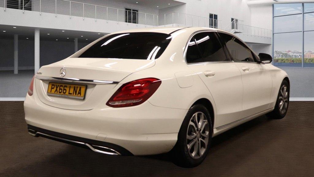 Used Mercedes-Benz C Class 2016 for sale - 76559309: Photo 5