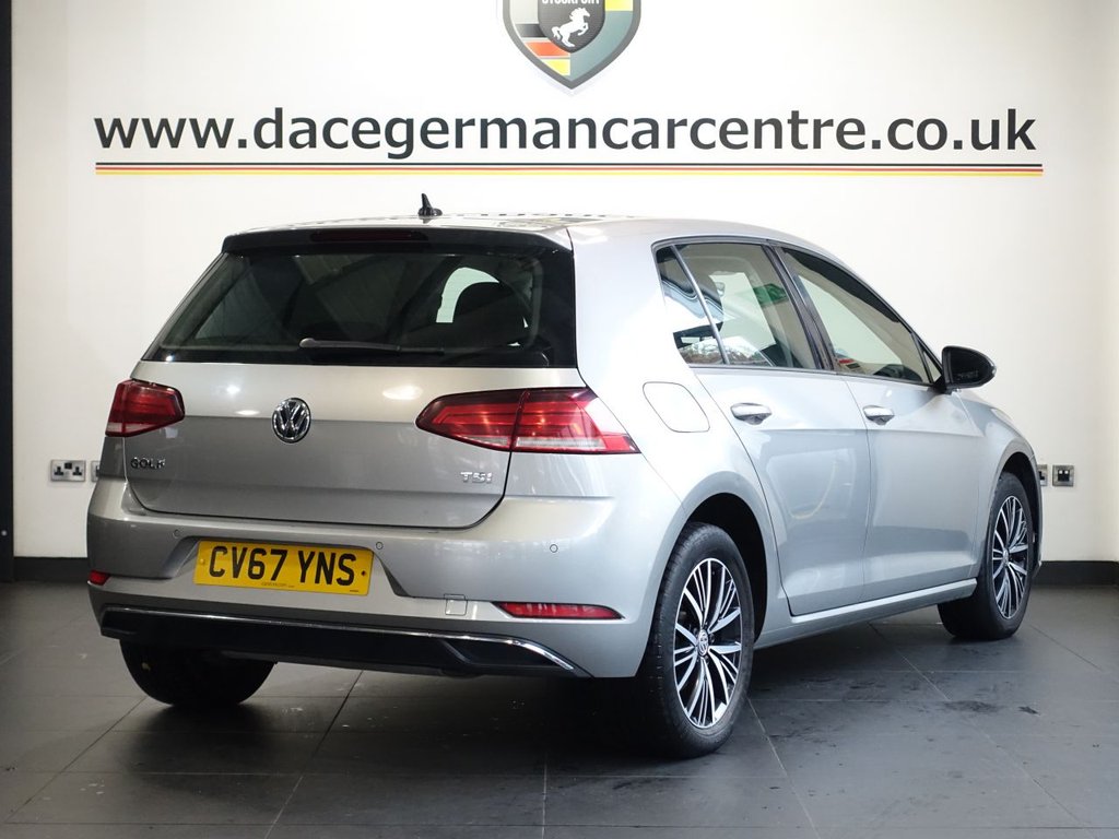 Used Volkswagen Golf 2017 for sale - 76454074: Photo 10