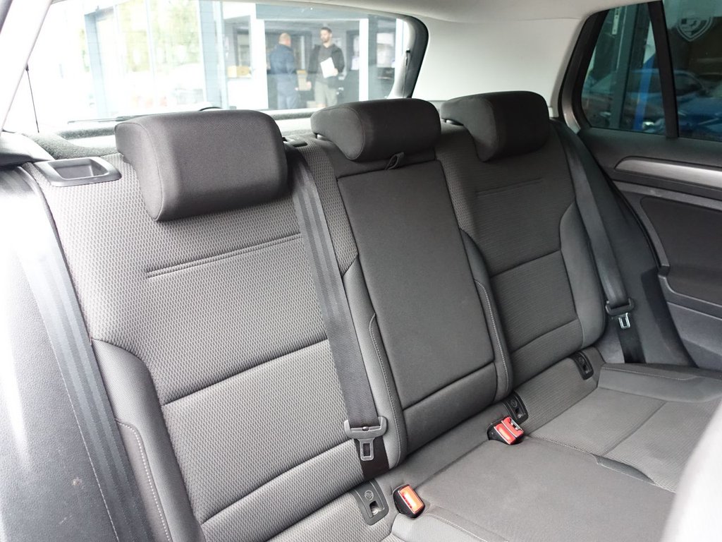 Used Volkswagen Golf 2017 for sale - 76454074: Photo 14