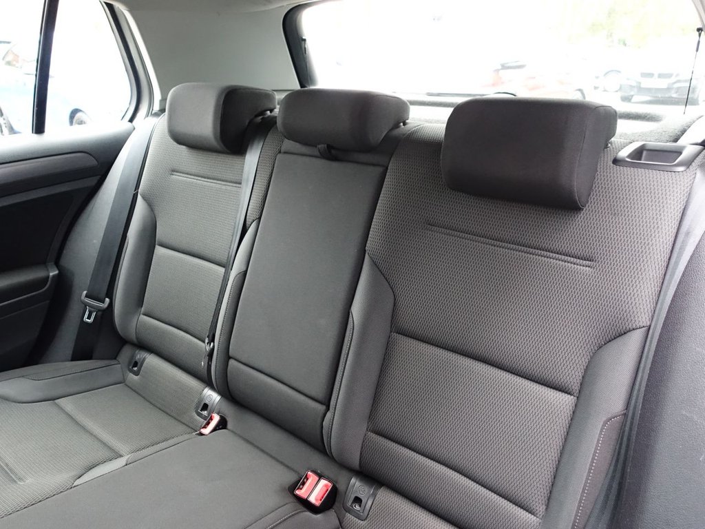 Used Volkswagen Golf 2017 for sale - 76454074: Photo 16