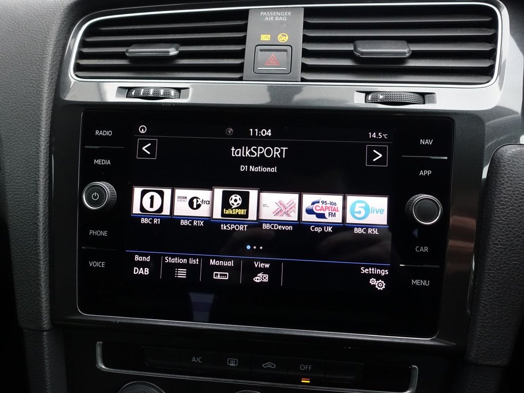 Used Volkswagen Golf 2017 for sale - 76454074: Photo 21