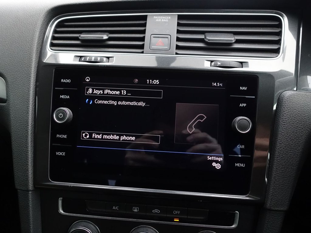 Used Volkswagen Golf 2017 for sale - 76454074: Photo 25