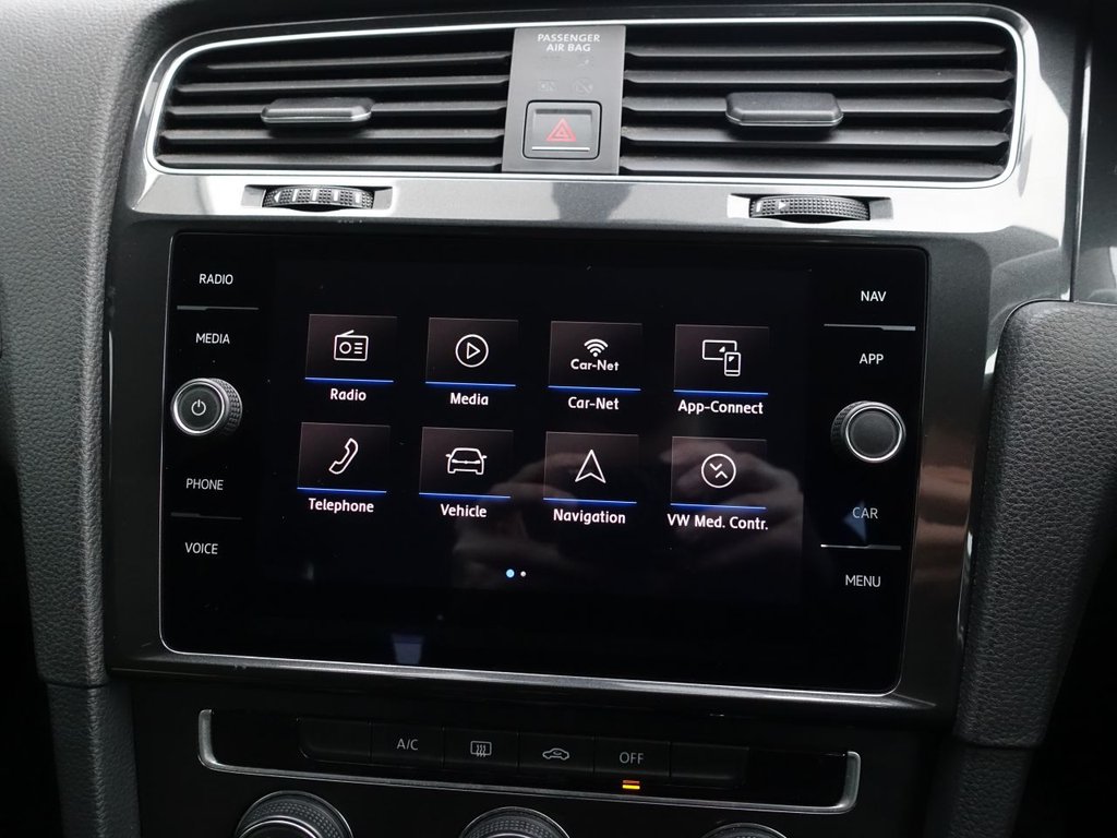 Used Volkswagen Golf 2017 for sale - 76454074: Photo 26