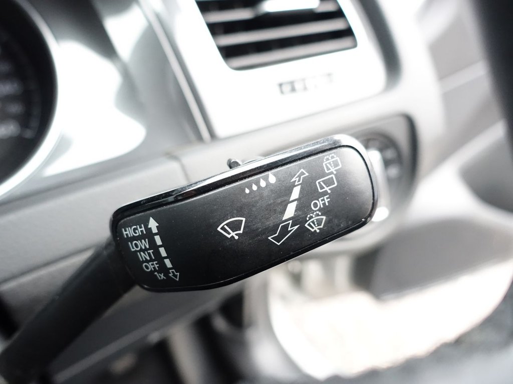 Used Volkswagen Golf 2017 for sale - 76454074: Photo 30