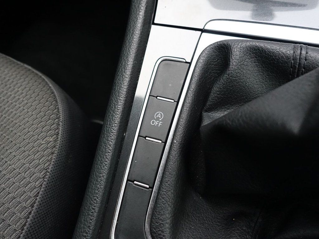 Used Volkswagen Golf 2017 for sale - 76454074: Photo 36