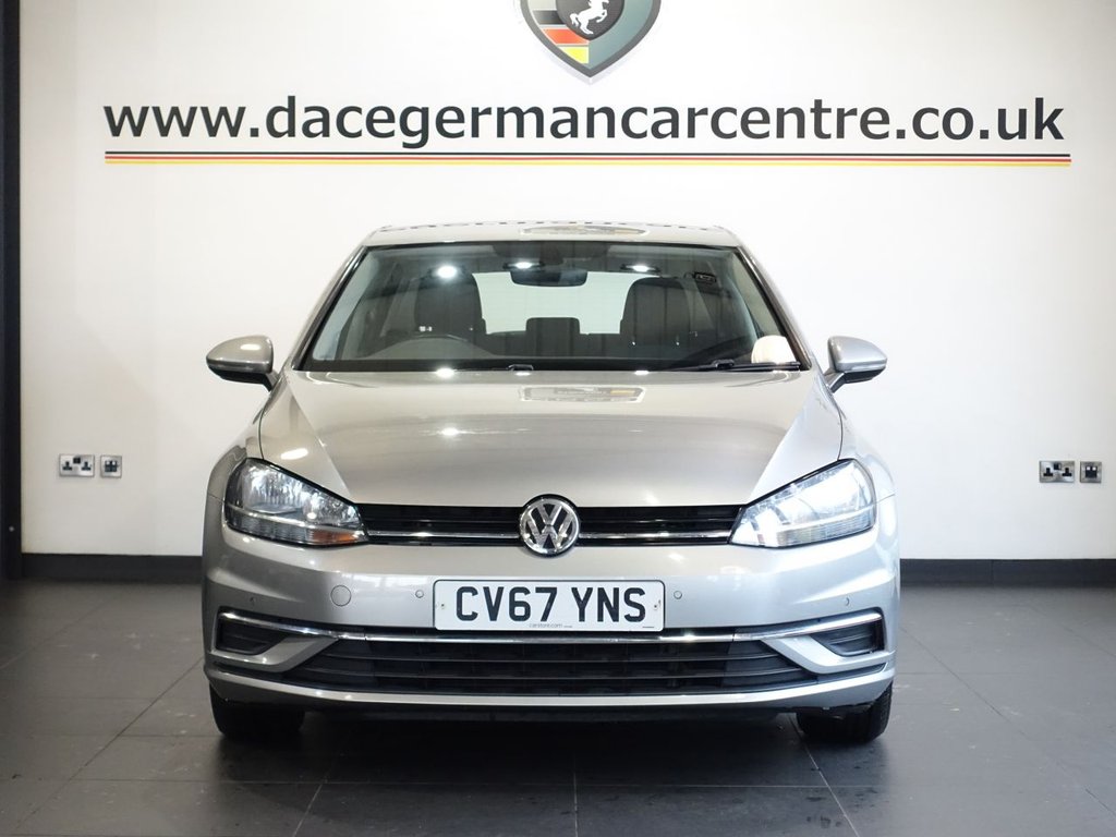 Used Volkswagen Golf 2017 for sale - 76454074: Photo 5
