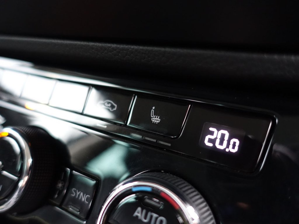 Used Skoda Superb 2019 for sale - 76396194: Photo 41