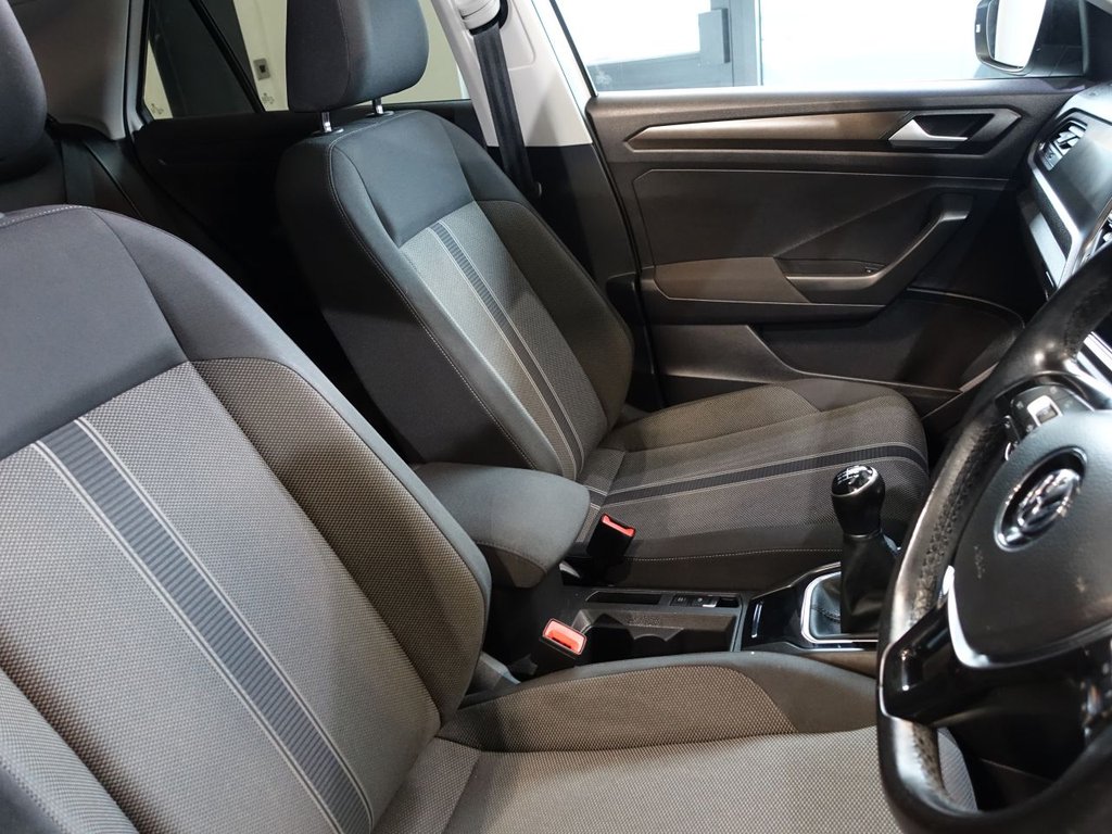 Used Volkswagen T-Roc 2019 for sale - 77905538: Photo 14