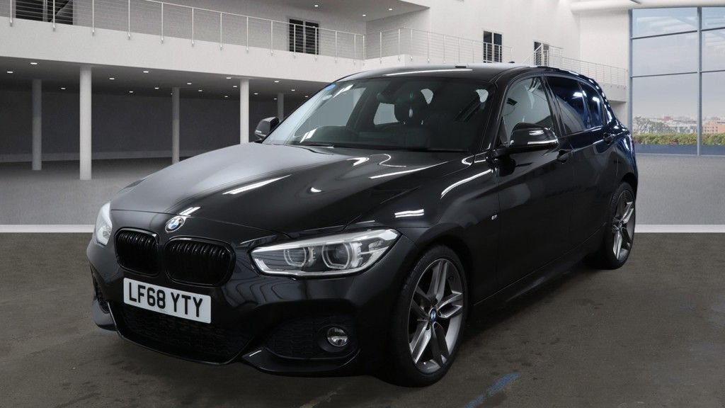 Used BMW 1 Series 2018 for sale - 77920200: Photo 2