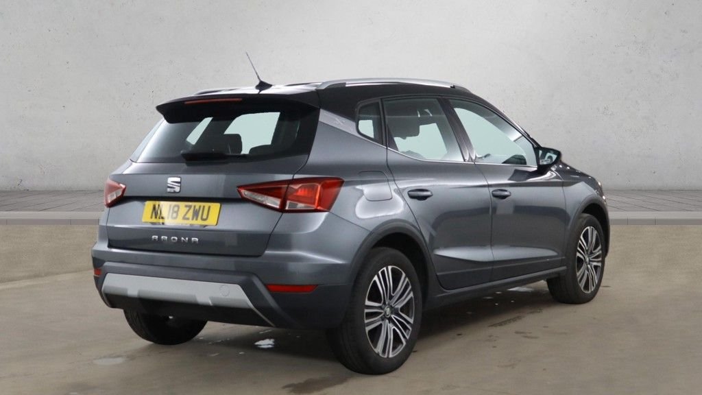 Used SEAT Arona 2018 for sale - 77765196: Photo 2