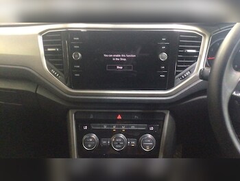 Used Volkswagen T-Roc 2021 for sale - 79584530: Photo